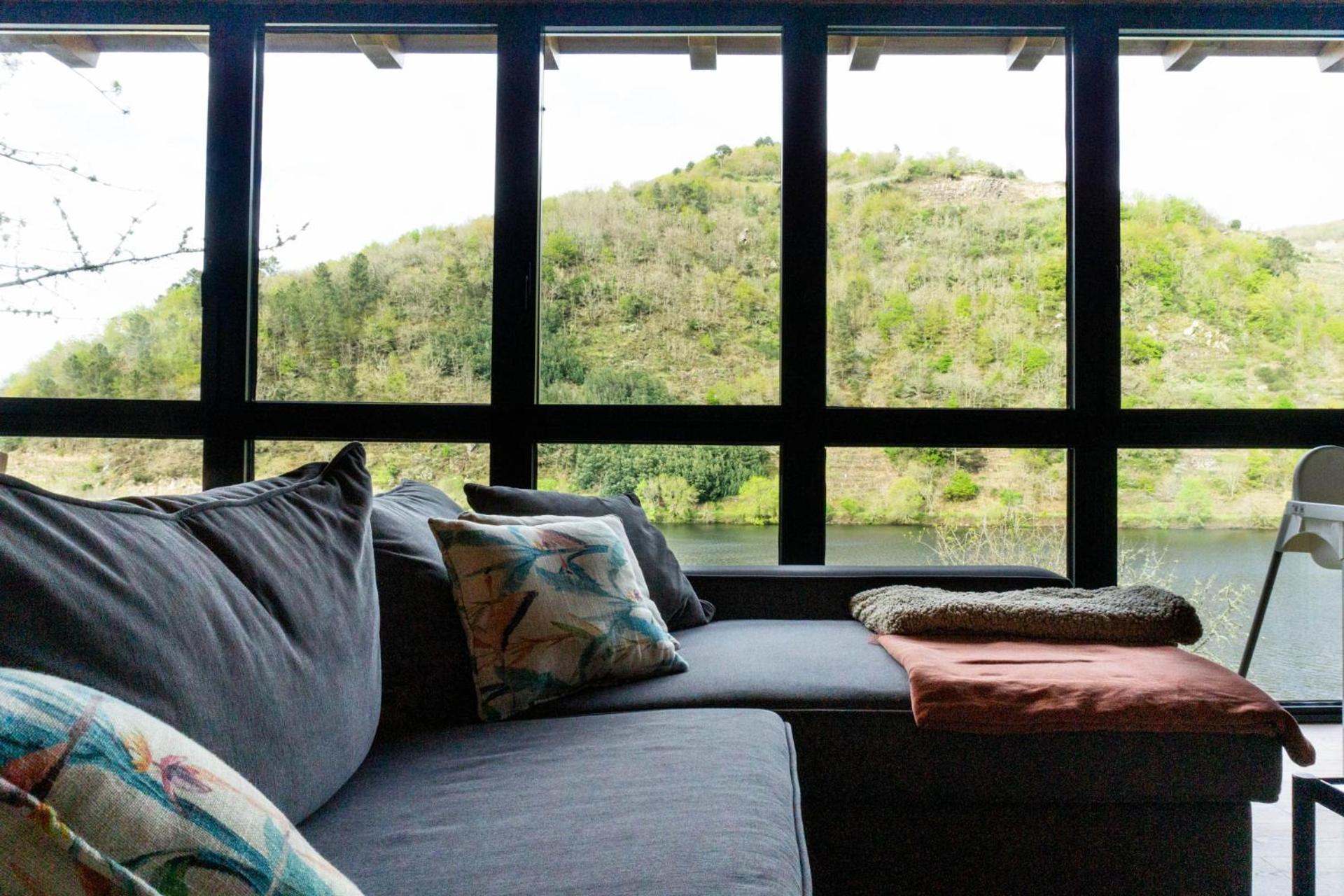 Ribeira Sacra A Orilla Rio Mino Casas Do Pincelo Apartment Exterior photo